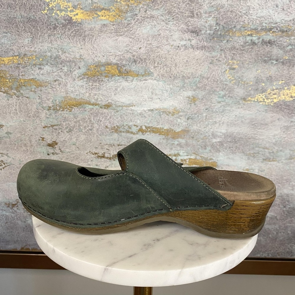 Dansko Clogs Shoes Womens Size 7.5 EU 38 Green Leather Buckle Slip On Comfort - Picture 6 of 9